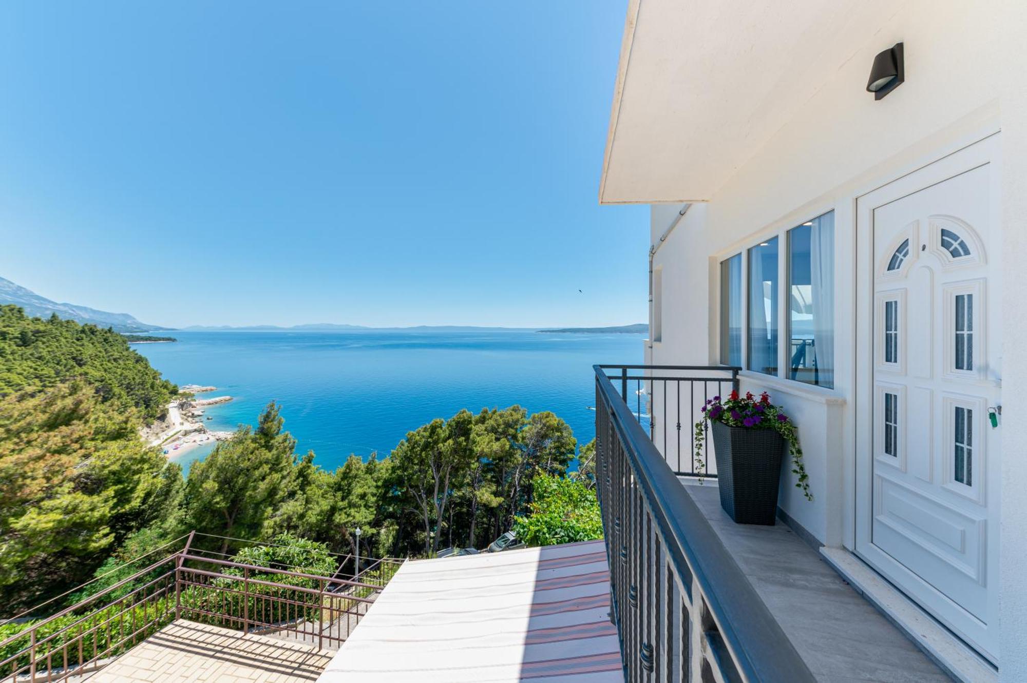 Seaview Apartments Nives Brela Zimmer foto