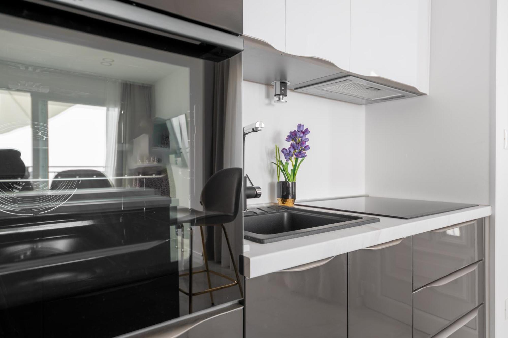 Seaview Apartments Nives Brela Zimmer foto